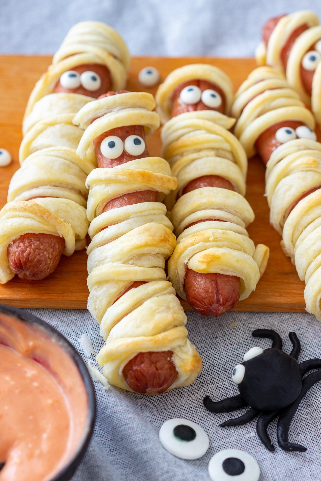 Halloween Mummy Hot Dogs